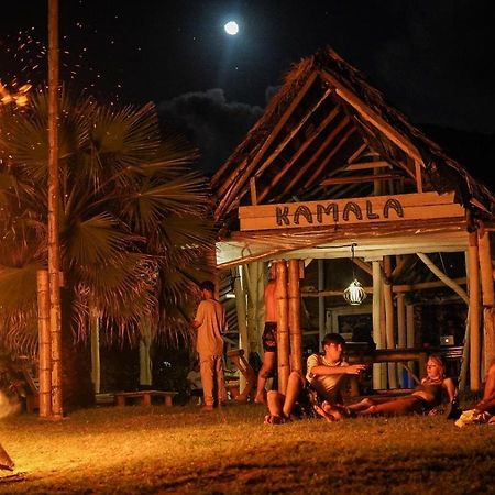 Kamala Surf & Backpacker Hostel Montanita Exterior photo