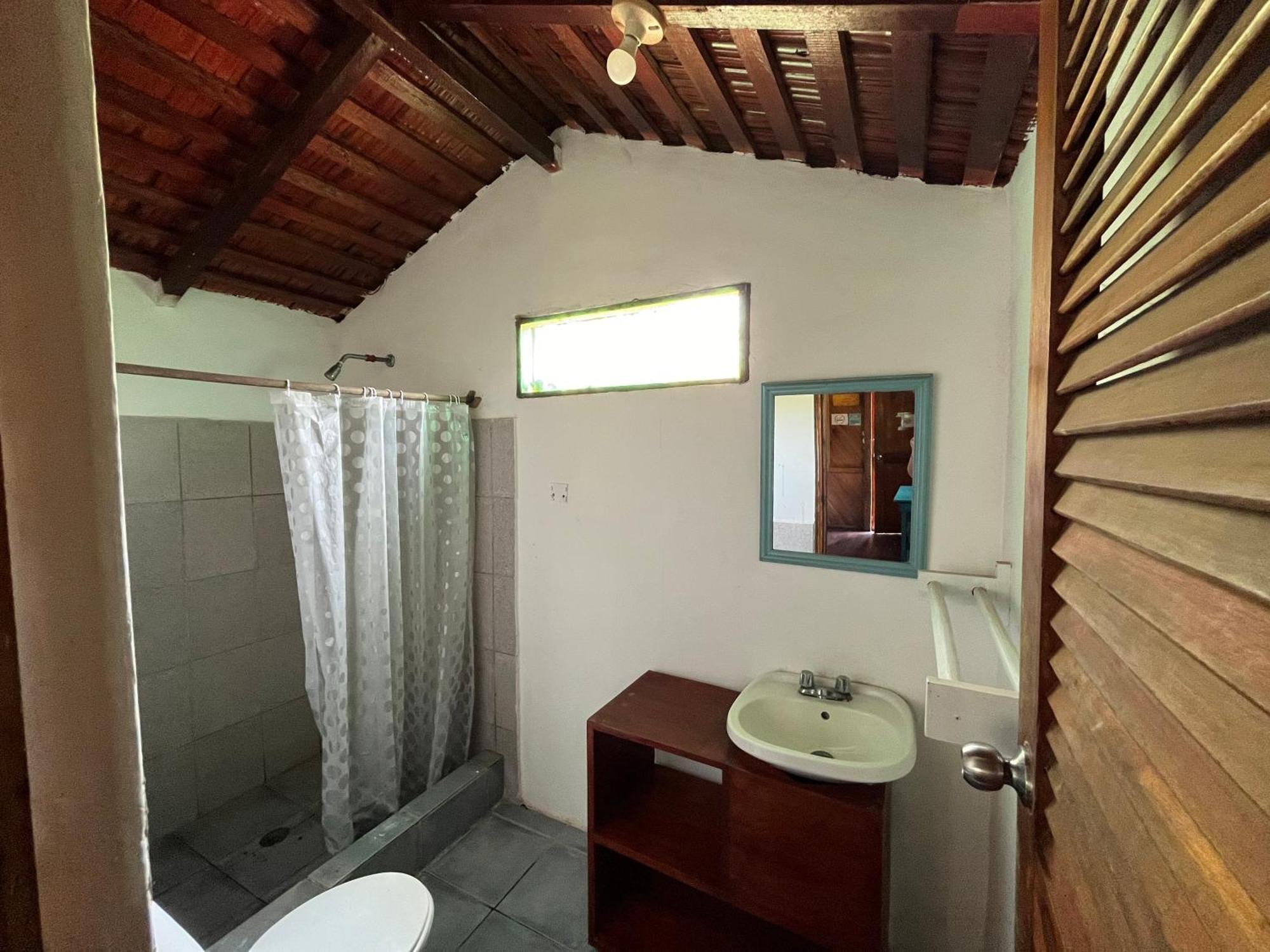 Kamala Surf & Backpacker Hostel Montanita Room photo