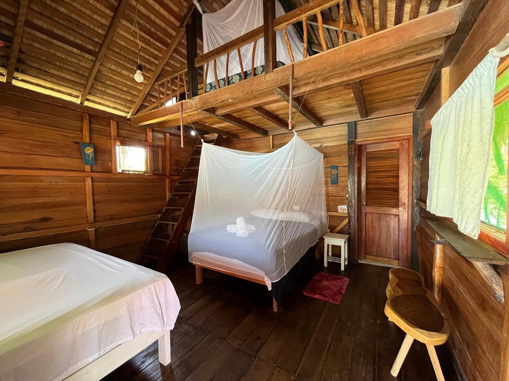 Kamala Surf & Backpacker Hostel Montanita Exterior photo