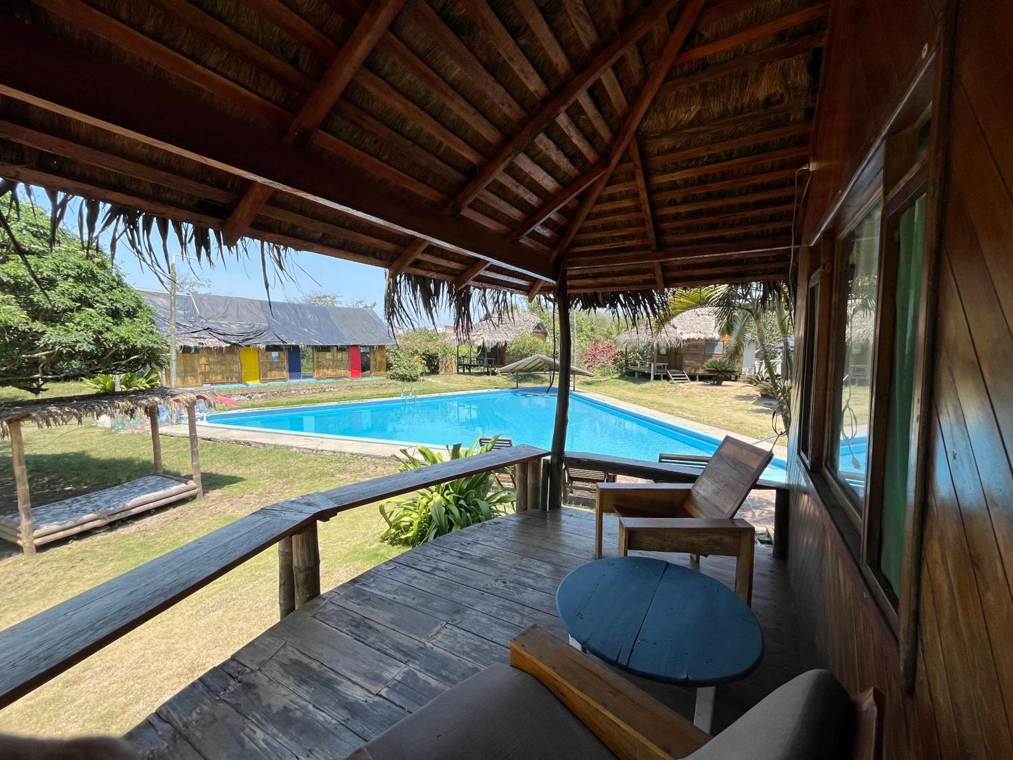 Kamala Surf & Backpacker Hostel Montanita Exterior photo