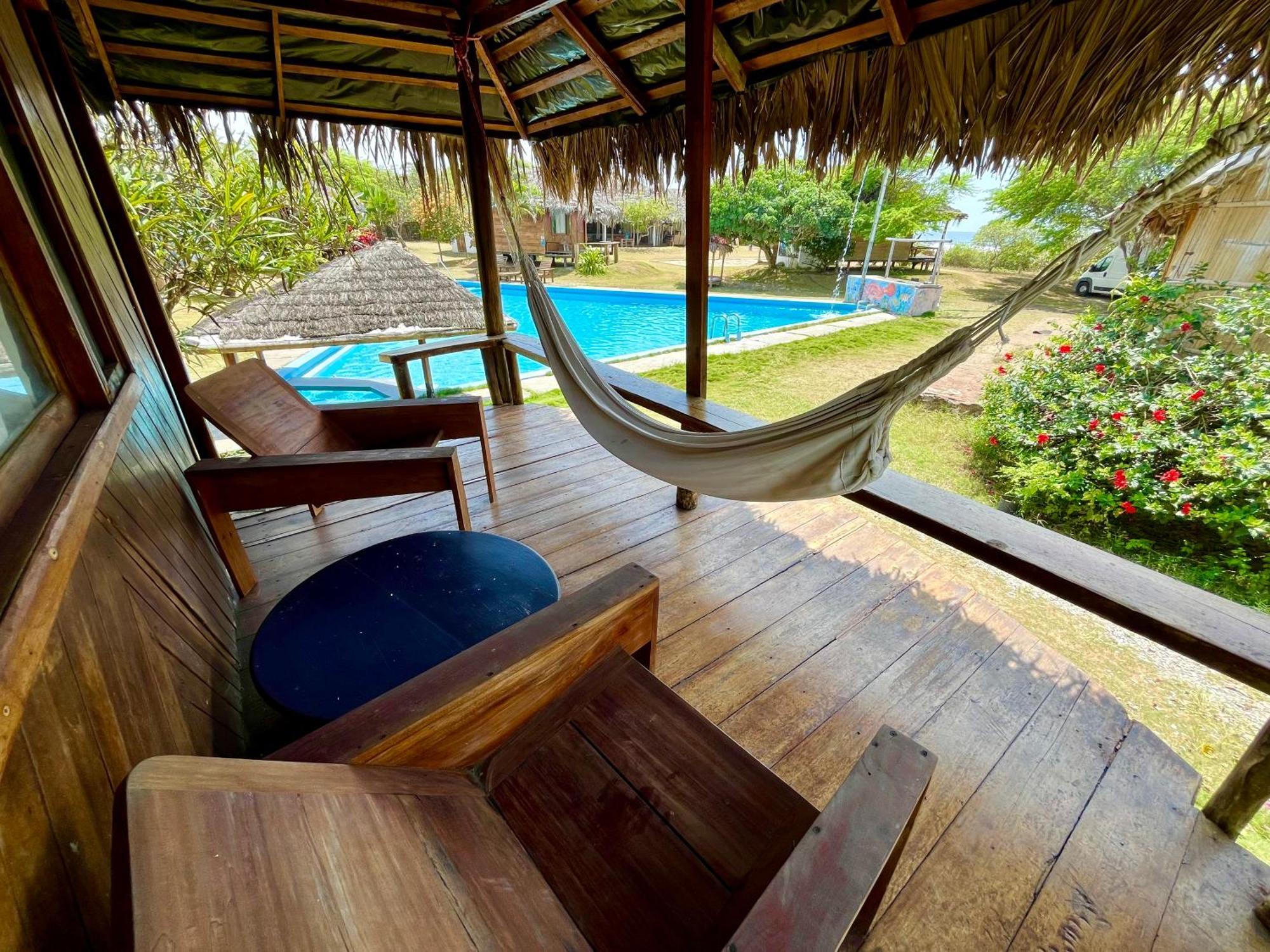 Kamala Surf & Backpacker Hostel Montanita Exterior photo
