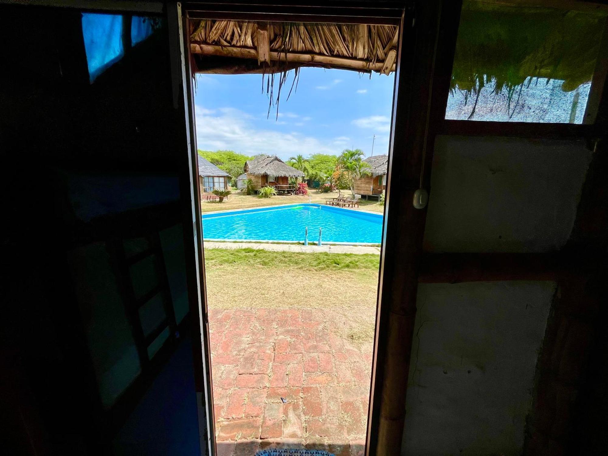 Kamala Surf & Backpacker Hostel Montanita Exterior photo