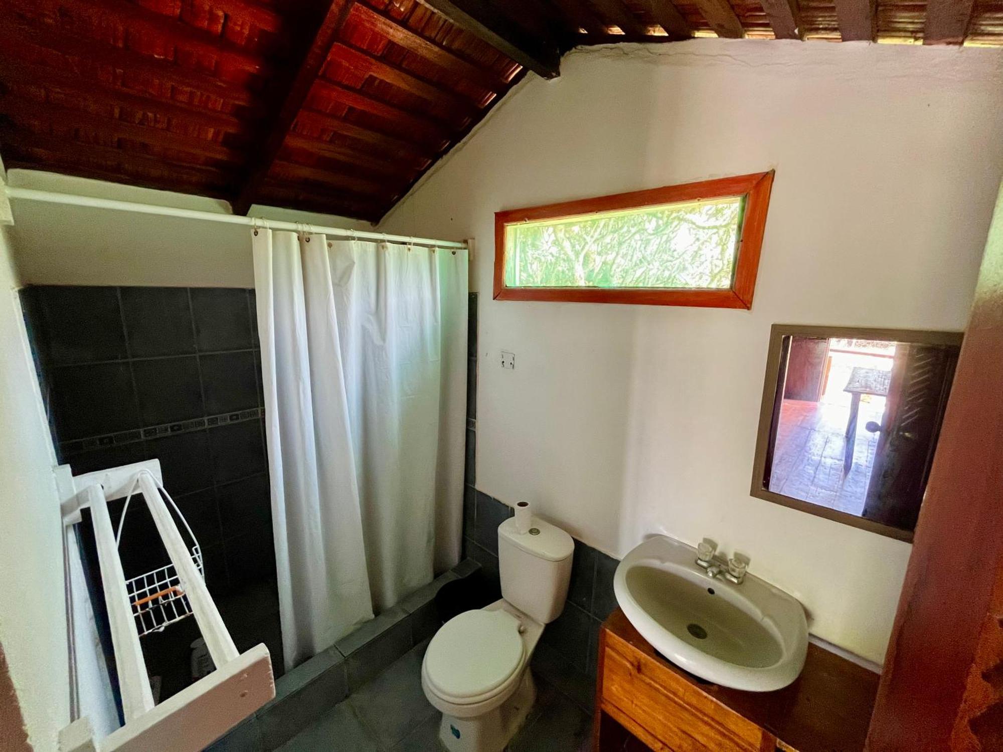 Kamala Surf & Backpacker Hostel Montanita Exterior photo